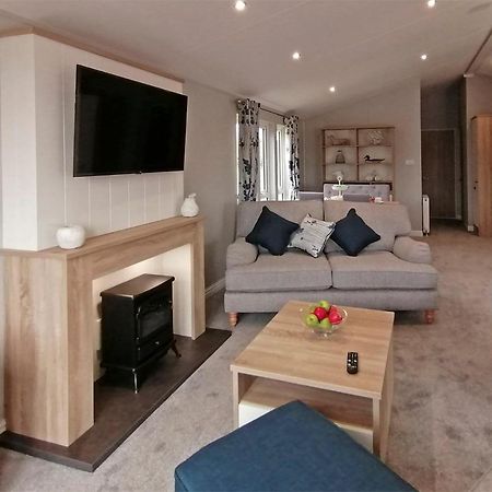 The Springs Lakeside Holiday Park Fladbury Luaran gambar