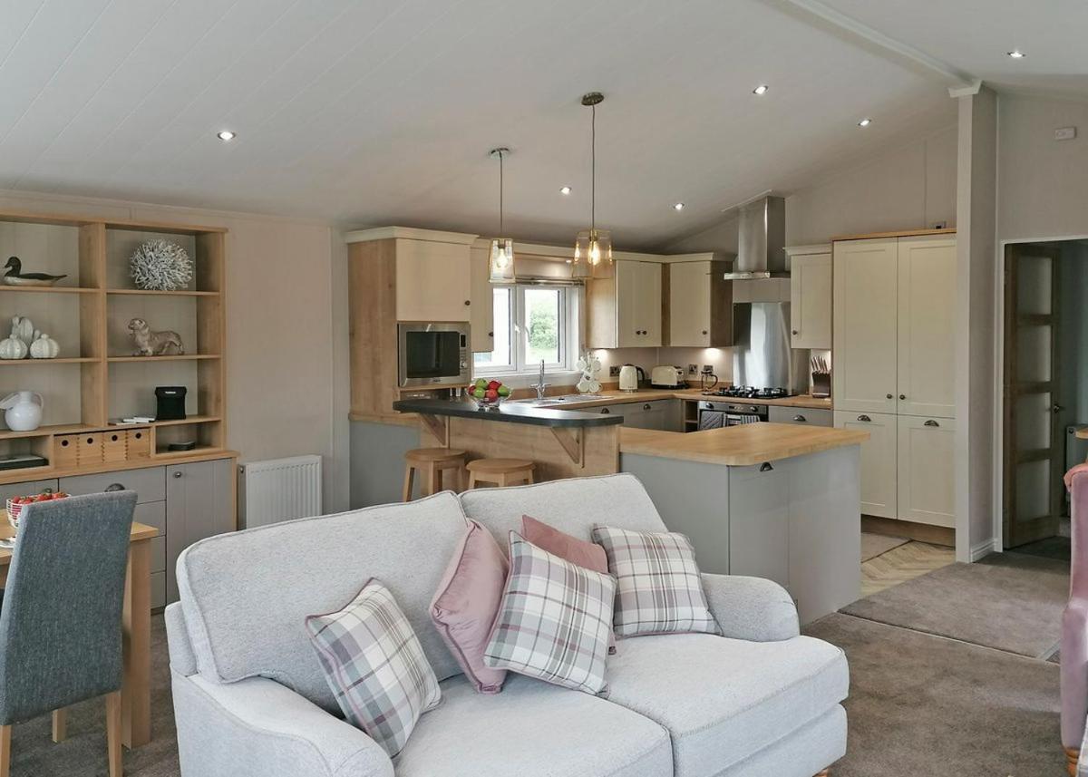 The Springs Lakeside Holiday Park Fladbury Luaran gambar